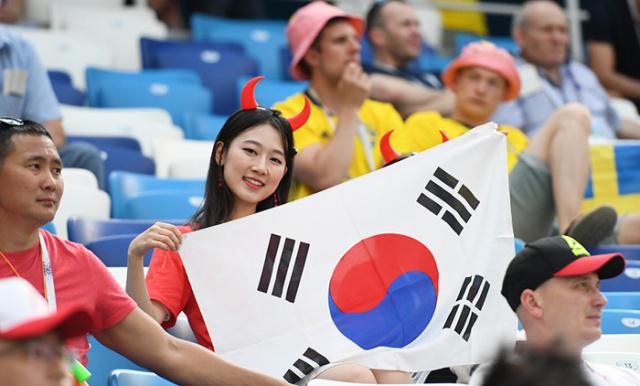 {賭波}(韩国世界杯2002黑哨)